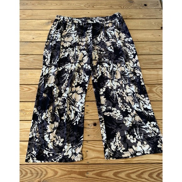 NEW Breezies Solid Top & Printed Crop Sleep Set Size Large Women’s Black - Picture 7 of 12